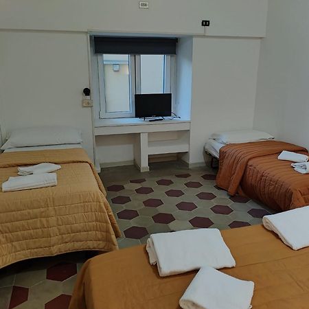 Ferienwohnung Nido Stazione III Bergamo Exterior foto
